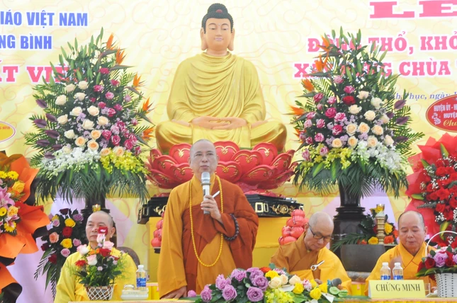 Hòa thượng Thích Phước Minh ban đạo từ