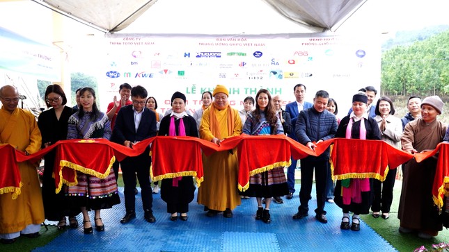 Cắt băng khánh thành điểm trường Mèng Đeng - Trường Mầm non Cốc Lầu Cắt băng khánh thành điểm trường Mèng Đeng - Trường Mầm non Cốc Lầu