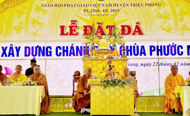 Hòa thượng Thích Thiện Tấn ban đạo từ