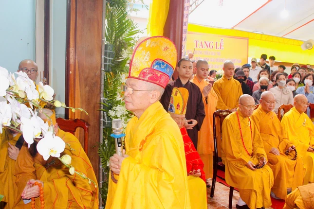 Hòa thượng Thích Đồng Quả, đệ nhất sám chủ tang lễ