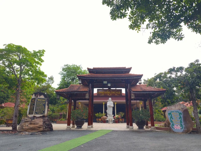 Giảng đường Giác Huệ