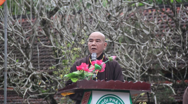 Thượng tọa Thích Nguyên Thành phát biểu khai mạc kỳ khảo hạch