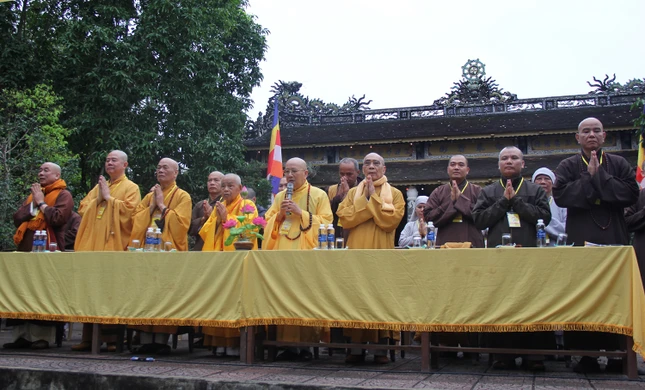 Niệm Phật cầu gia bị