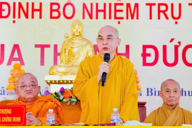 Hòa thượng Thích Tĩnh Cường ban đạo từ