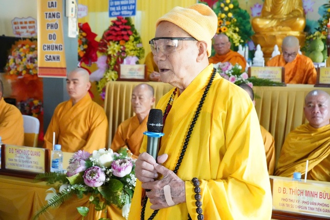 Thượng tọa Thích Đức Thông, viện chủ chùa Bửu Long huấn từ