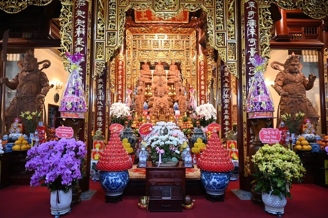 Chánh điện chùa Phúc Quang