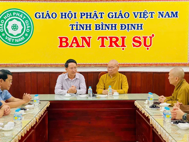 Ông Phan Đỗ Minh Thanh Anh phát biểu