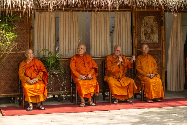 Hòa thượng Giới Đức phát biểu khai mạc