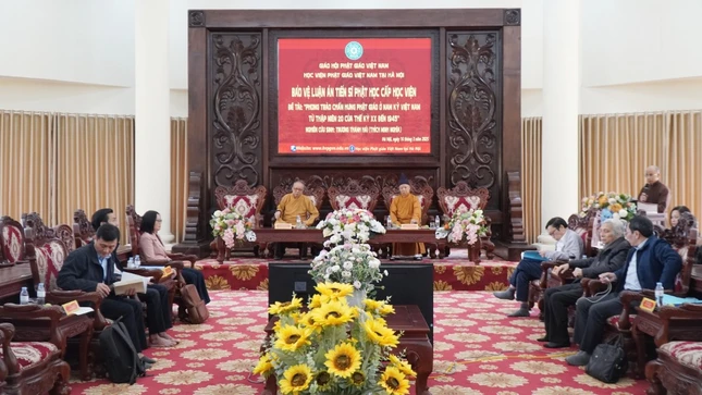 Toàn cảnh buổi bảo vệ luận án tiến sĩ Phật học của nghiên cứu sinh Trương Thanh Hải (Đại đức Thích Minh Nghĩa)