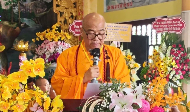 Thượng tọa Thích Phước Lợi phát biểu khai mạc