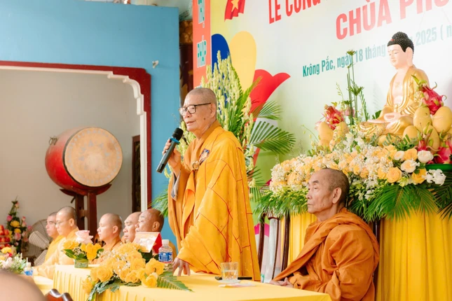 Hòa thượng Thích Châu Quang ban đạo từ