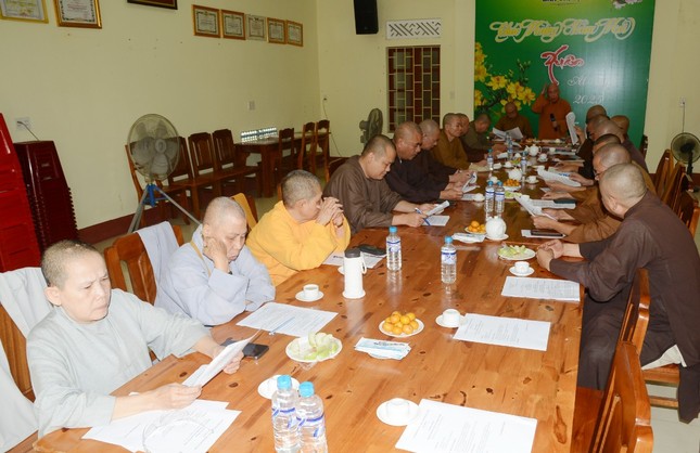 Quang cảnh buổi họp