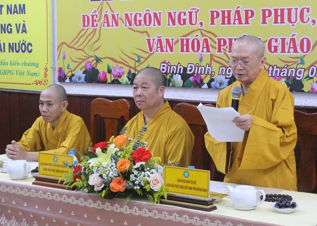 Hòa thượng Thích Đồng Quả phát biểu chào mừng