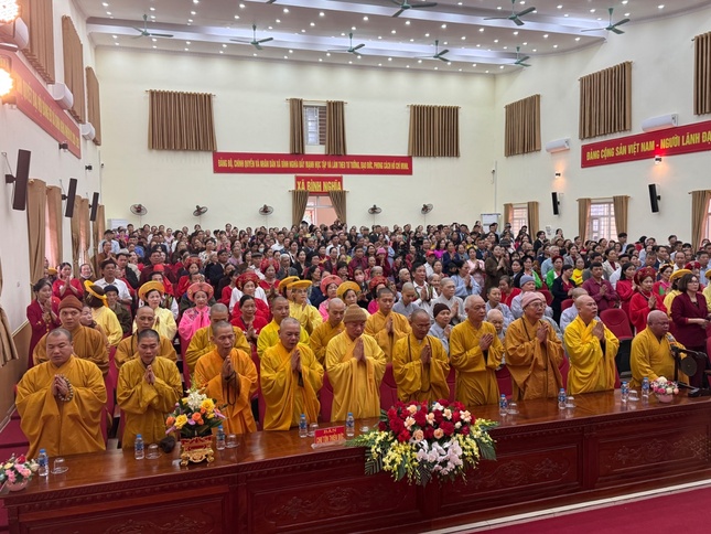 Niệm Phật cầu gia hộ