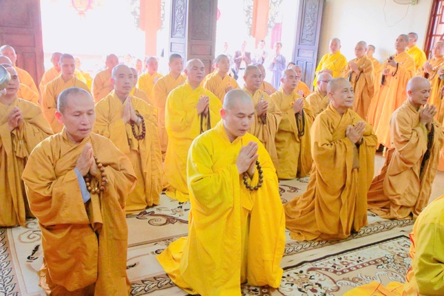 Nhất tâm cầu nguyện