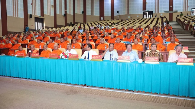 Chư Tăng, đại biểu tham dự Chư Tăng, đại biểu tham dự