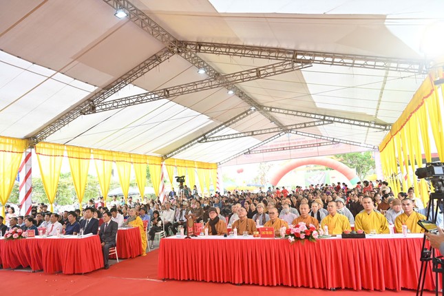 Quang cảnh buổi lễ