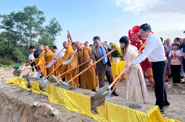 Khởi công xây dựng tôn tượng Bồ-tát Quán Thế Âm