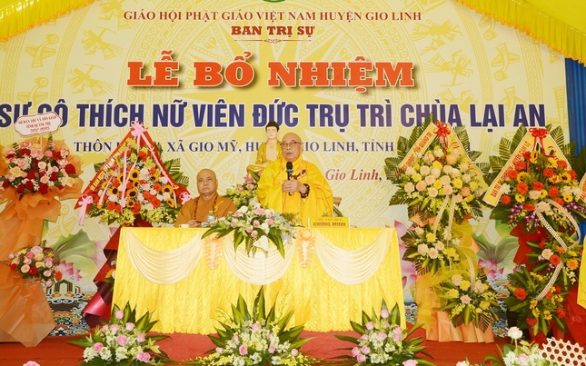 Hòa thượng Thích Thiện Tấn ban đạo từ Hòa thượng Thích Thiện Tấn ban đạo từ