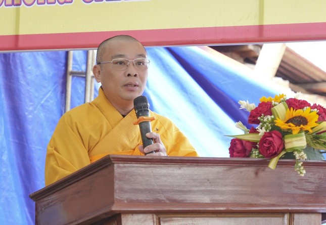 Thượng tọa Thích Quảng Nhã phát biểu chào mừng