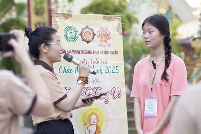 Thi vấn đáp Phật pháp