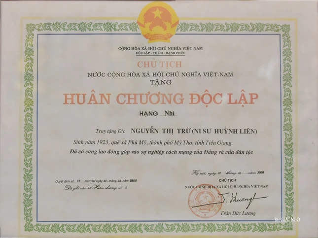 Huân chương Độc lập được trao cho Ni trưởng Huỳnh Liên
