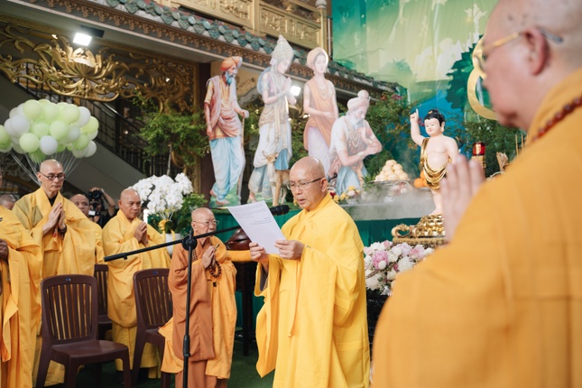 Hòa thượng Thích Hoằng Tri tuyên đọc Thông điệp Đại lễ Phật đản Phật lịch 2569 của Đức Pháp chủ GHPGVN