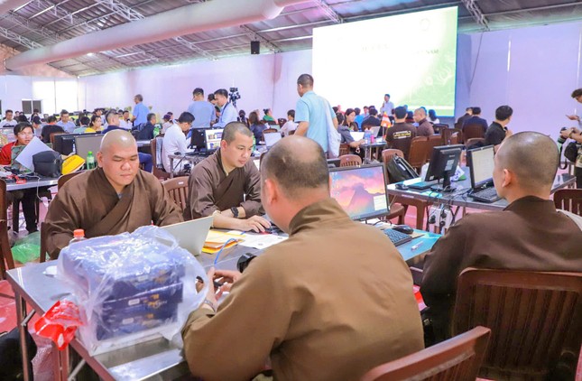 Phóng viên, cộng tác viên tích cực cập nhật tin, bài về Đại lễ