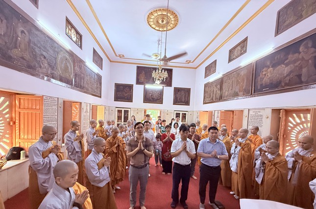 Khóa lễ tụng kinh