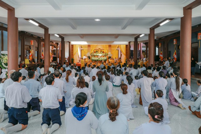 Kim quan Hòa thượng Thích Đồng Quả được tôn trí tại chùa Phước Hưng (xã Nhơn Lý, TP.Quy Nhơn, tỉnh Bình Định)