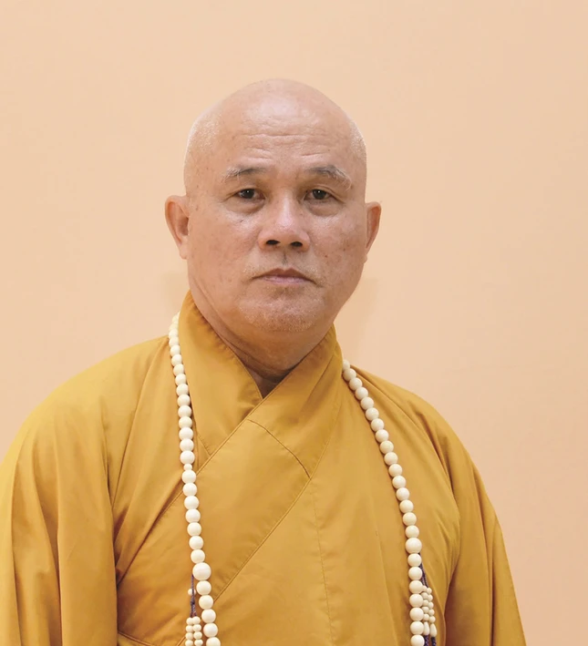 Thượng tọa Thích Giác Dũng