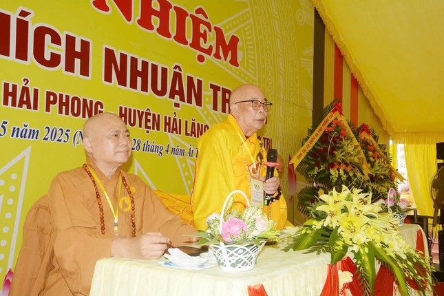 Hòa thượng Thích Thiện Tấn ban đạo từ