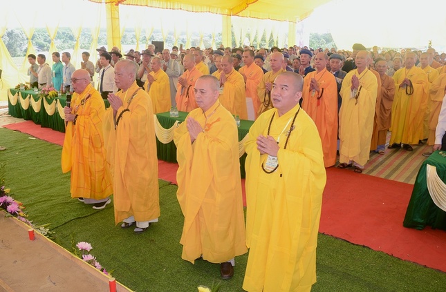 Niệm Phật cầu gia hộ