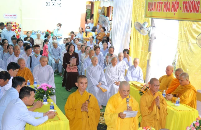 Đại đức Thích Quảng Tâm dâng lời phát nguyện