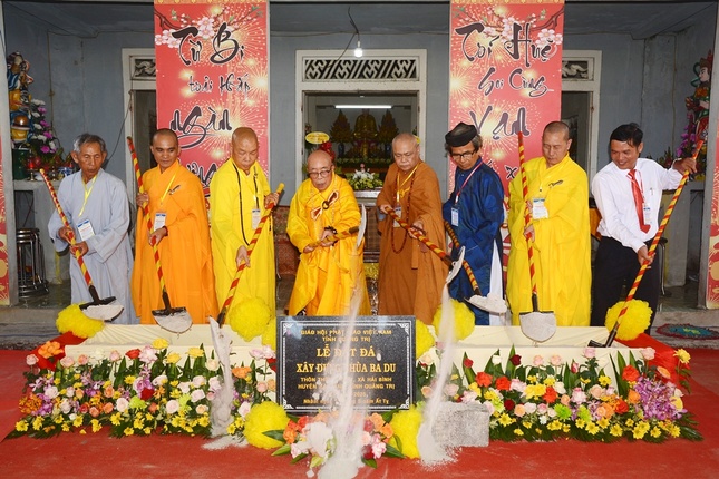 Chính thức đặt đá xây dựng chùa Ba Du Chính thức đặt đá xây dựng chùa Ba Du
