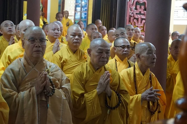 Khóa lễ tác pháp an cư diễn ra trang nghiêm tại trường hạ Phổ Đà