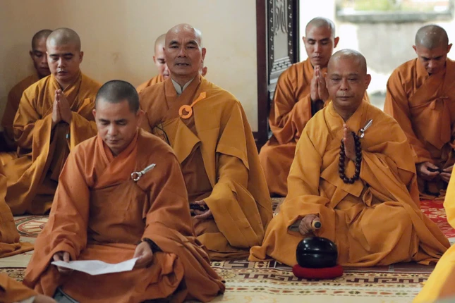 Trang nghiêm khóa lễ Trang nghiêm khóa lễ