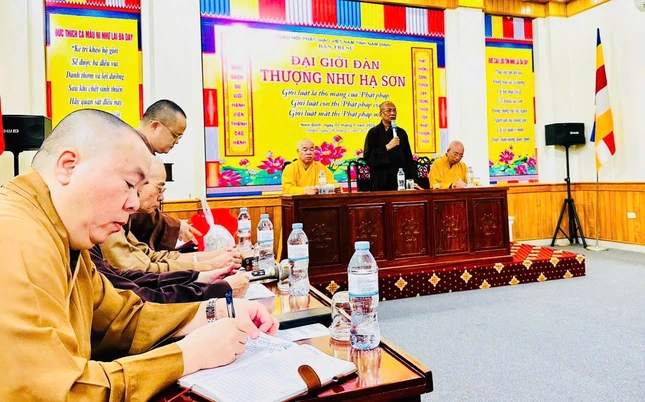 Hòa thượng Thích Quảng Hà phát biểu chỉ đạo Hòa thượng Thích Quảng Hà phát biểu chỉ đạo