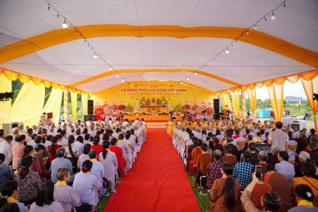 Quang cảnh buổi lễ