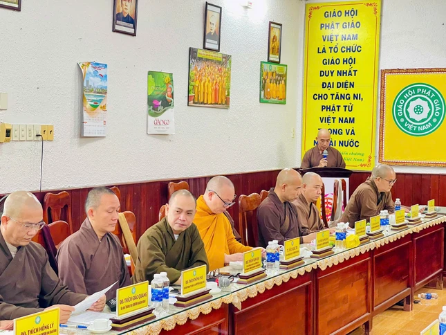 Đại đức Thích Quảng Thái, Phó Thư ký kiêm Chánh Văn phòng Ban Trị sự tỉnh đã thông qua Thông tư số 256/TT-HĐTS của Hội đồng Trị sự GHPGVN