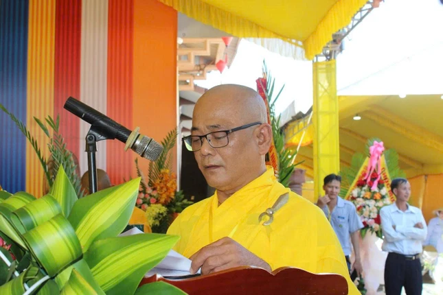 Đại đức Thích Từ Hằng phát biểu khai mạc Đại đức Thích Từ Hằng phát biểu khai mạc