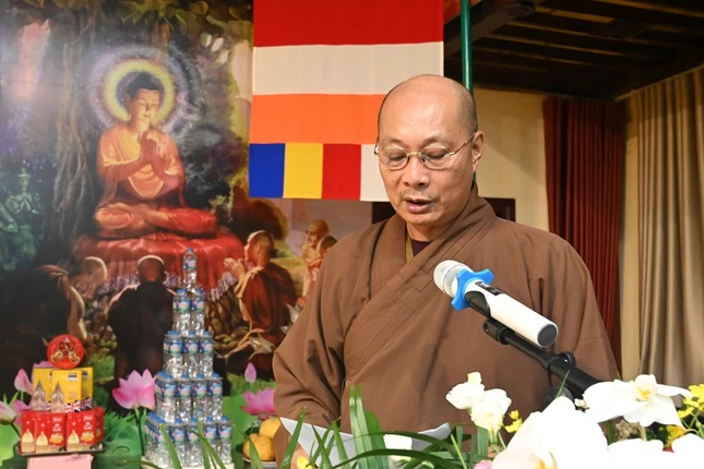 Thượng tọa Thích Tục Minh công bố các quyết định của Ban Trị sự GHPGVN TP.Hải Phòng