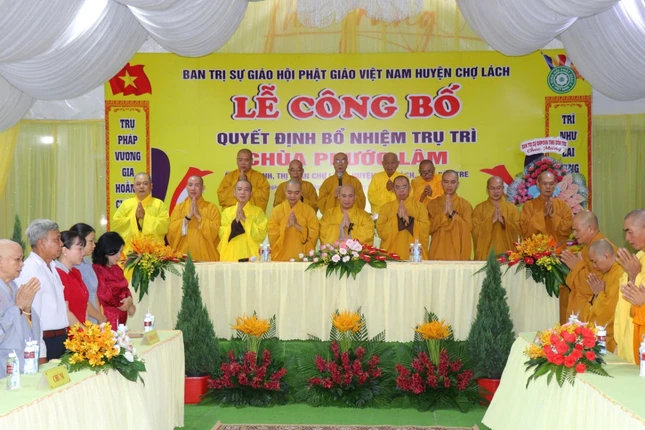 Niệm Phật cầu gia hộ