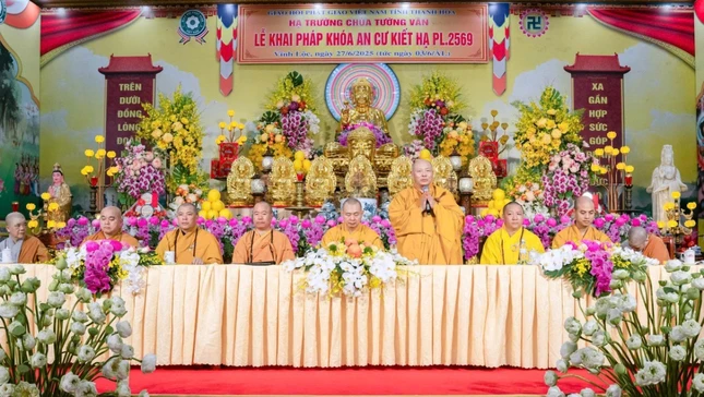 Thượng tọa Thích Tâm Định sách tấn chư hành giả an cư