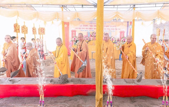 Chính thức khởi công xây dựng khu nhà Tăng và các công trình phụ trợ chùa Tường Vân