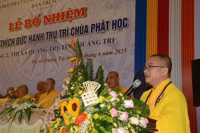 Đại đức Thích Viên Thành công bố quyết định bổ nhiệm trụ trì chùa Phật Học