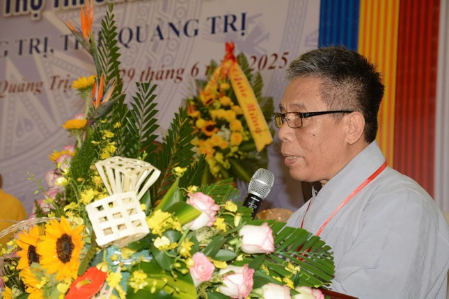 Phật tử Tâm Cự - Lê Văn Tư phát biểu