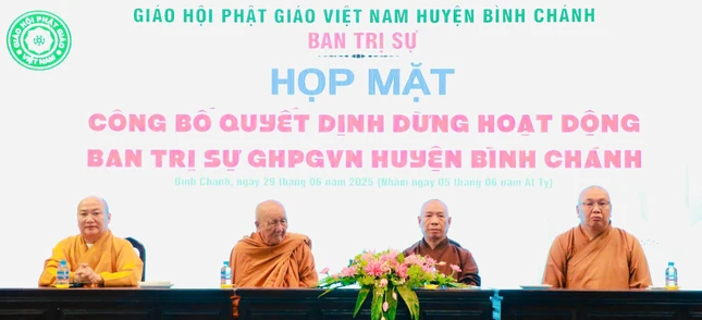 Chư tôn đức chứng minh