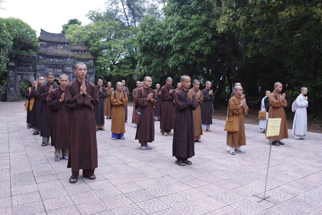 28 Tăng Ni sinh tham dự kỳ thi tốt nghiệp khóa XIII 28 Tăng Ni sinh tham dự kỳ thi tốt nghiệp khóa XIII