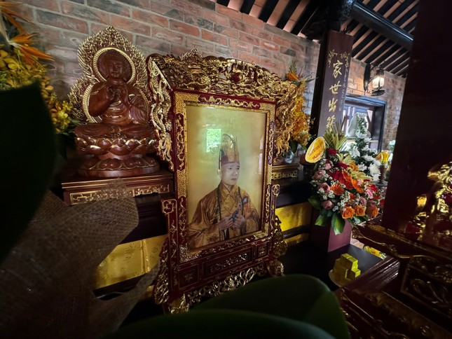 Di ảnh Hòa thượng Thích Huệ Trí